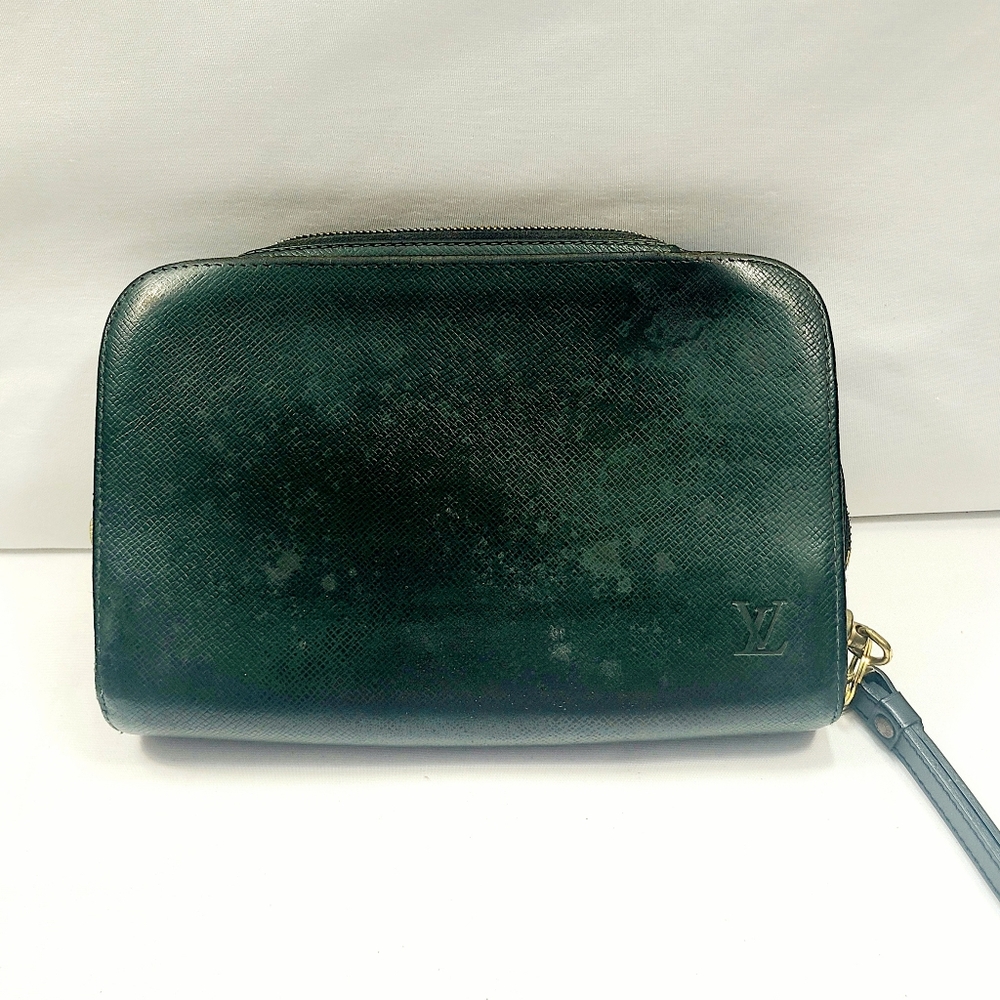 Louis Vuitton Leather Clutch Bag